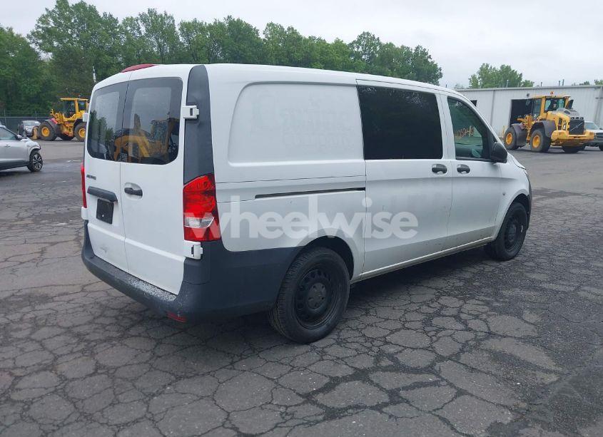 Photo 4 of 2019 Mercedes-benz Metris (VIN WD3PG2EA7K3526922)