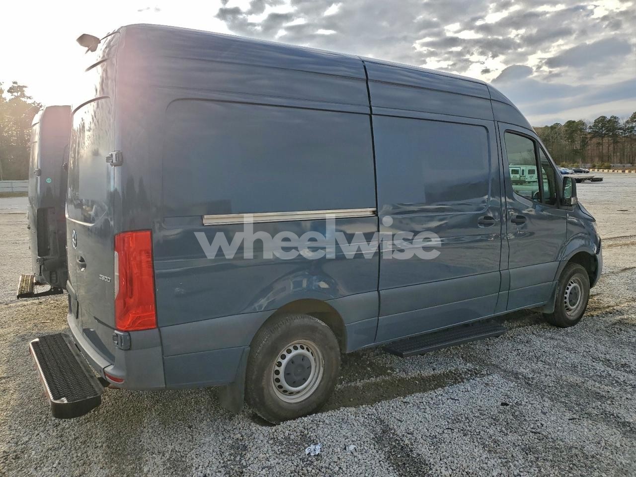 Photo 3 of 2019 MERCEDES BENZ SPRINTER 2500 EXT HIGH ROOF 3.0L V6 TDSL (VIN WD4PF0CD3KT006653)