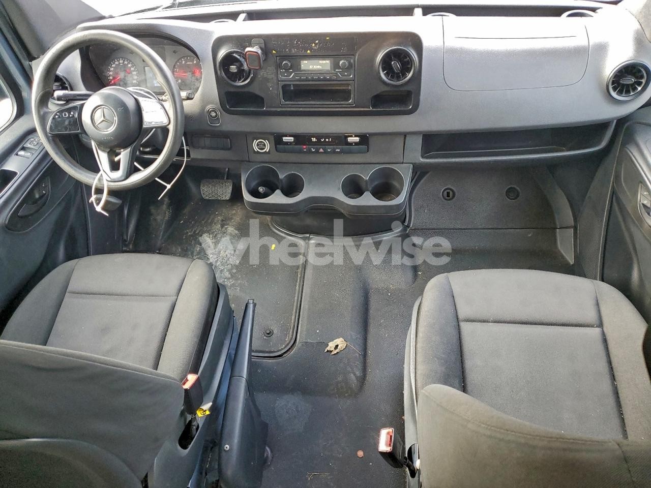 Photo 8 of 2019 MERCEDES BENZ SPRINTER 2500 EXT HIGH ROOF 3.0L V6 TDSL (VIN WD4PF0CD3KT006653)