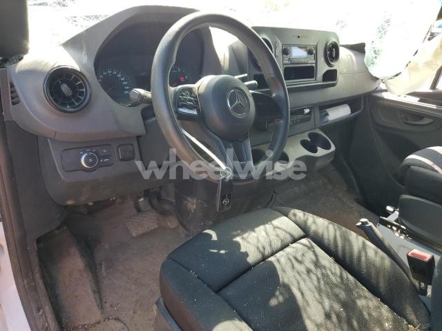 Photo 9 of 2019 MERCEDES-BENZ SPRINTER 2500/3500 (VIN WD4PF0CD8KP155178)