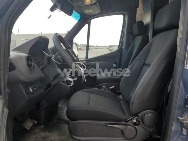 Photo 9 of 2019 MERCEDES-BENZ SPRINTER 2500/3500 (VIN WD4PF1CD0KP148277)
