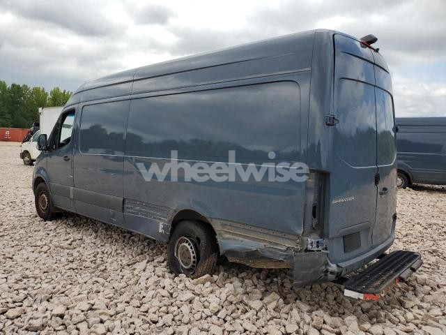 Photo 4 of 2019 MERCEDES-BENZ SPRINTER 2500/3500 (VIN WD4PF1CD1KP138647)