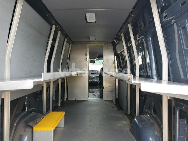 Photo 8 of 2019 MERCEDES-BENZ SPRINTER 2500/3500 (VIN WD4PF1CD1KP138647)