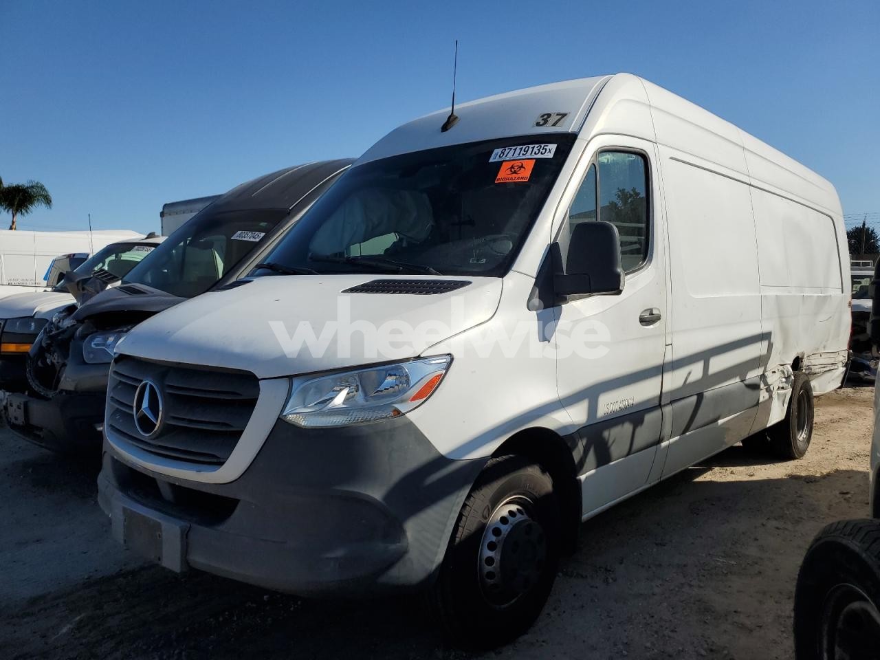 2019 MERCEDES BENZ SPRINTER DELIVERY VAN (VIN WD4PF1CD4KP163137) main photo