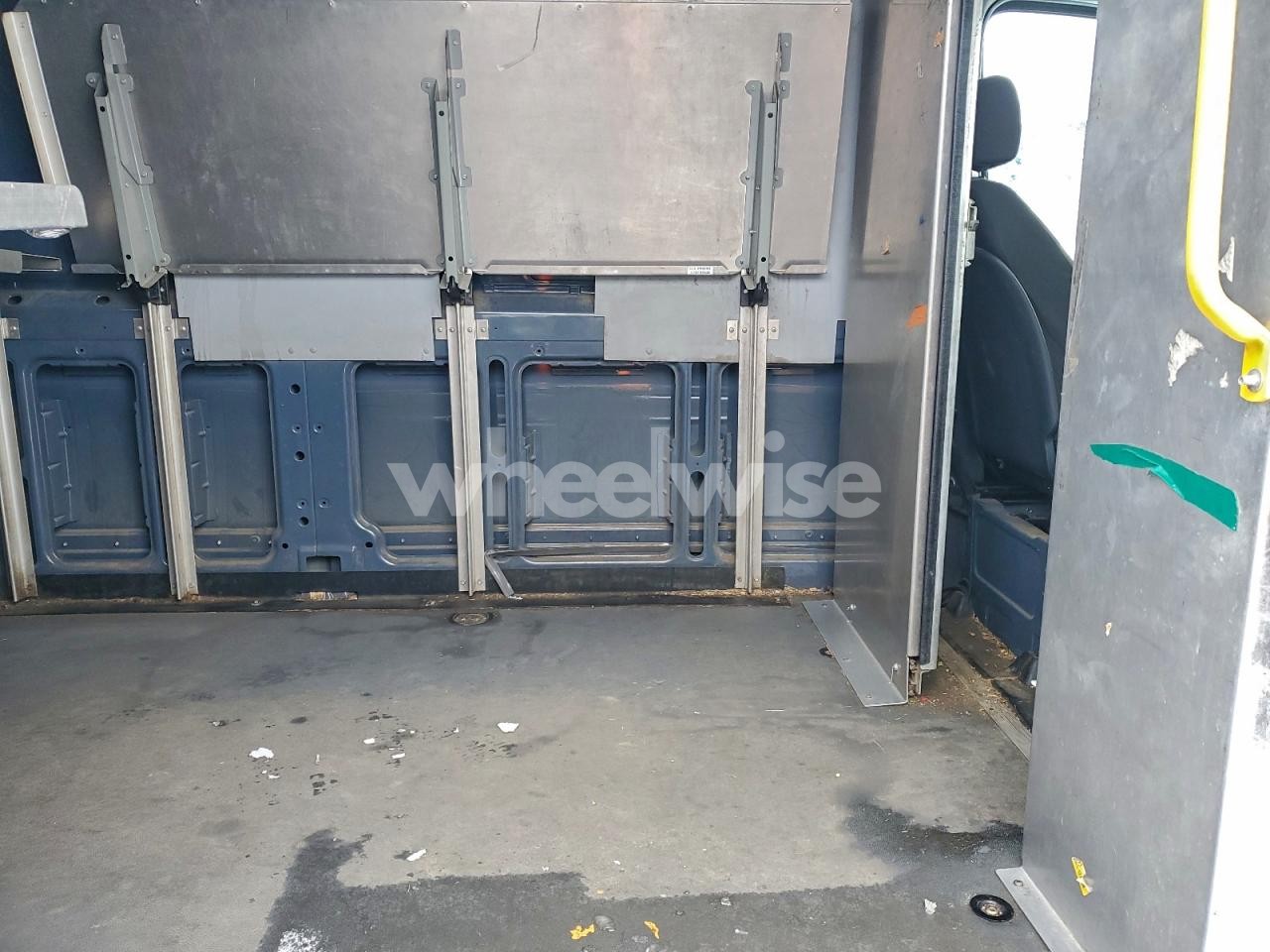 Photo 11 of 2019 MERCEDES BENZ SPRINTER 2500 DELIVERY VAN (VIN WD4PF1CD8KP142078)