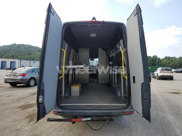 Photo 4 of 2019 MERCEDES-BENZ SPRINTER 2500/3500 (VIN WD4PF1CDXKP118350)