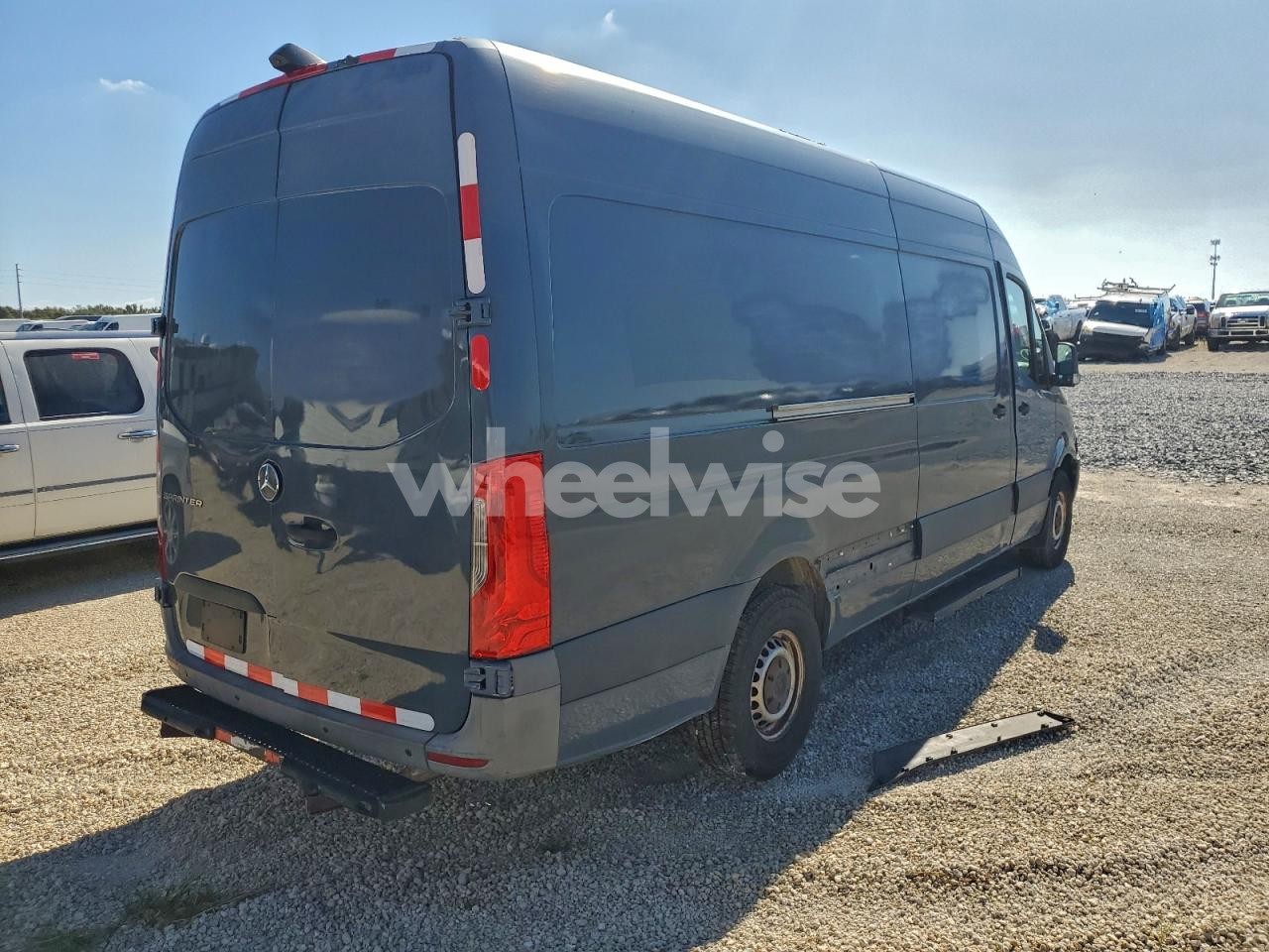 Photo 3 of 2019 MERCEDES-BENZ SPRINTER 2500/3500 (VIN WD4PF1CDXKT013170)