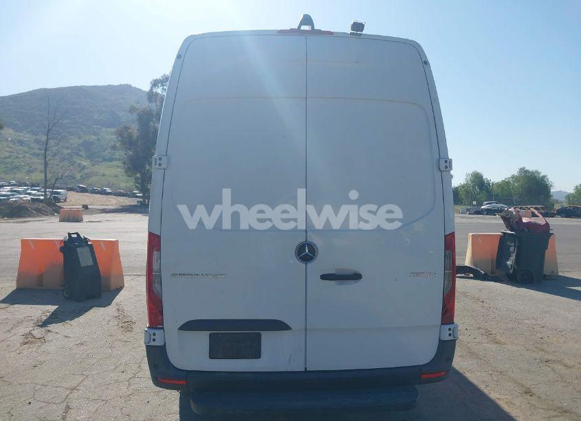 Photo 16 of 2019 Mercedes-benz Sprinter 2500 HIGH ROOF I4 (VIN WD4PF1ED2KT013726)