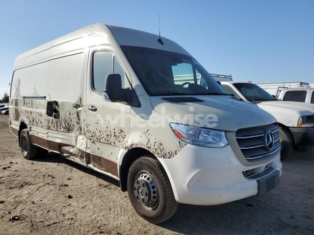 Photo 3 of 2019 MERCEDES-BENZ SPRINTER 3500/4500 (VIN WD4PF4CD4KP115591)