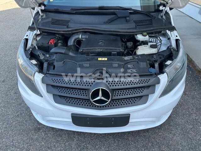 Photo 2 of 2016 MERCEDES-BENZ METRIS (VIN WD4PG2EE5G3112544)