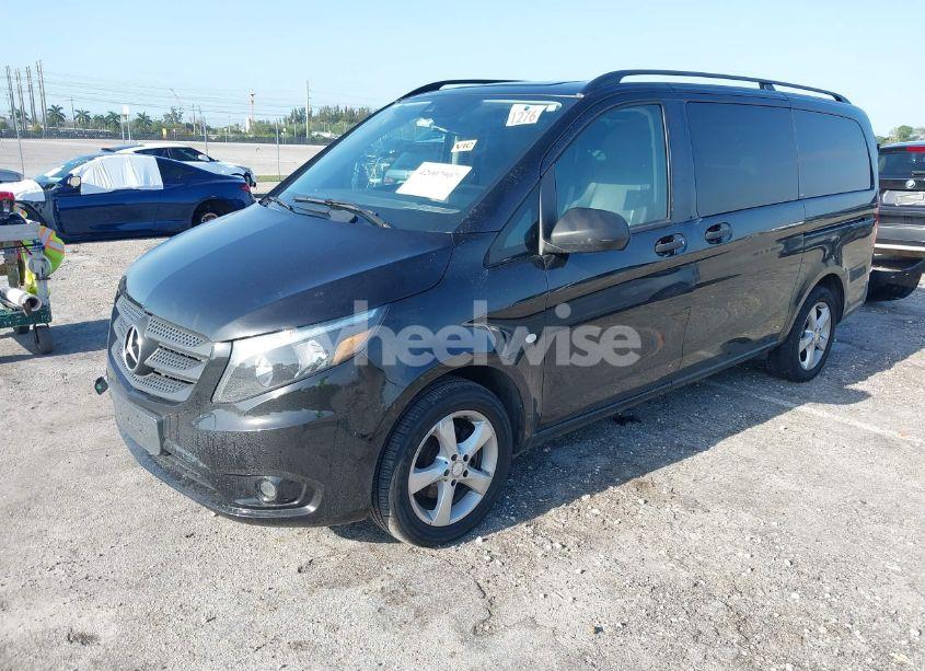 Photo 2 of 2016 Mercedes-benz Metris (VIN WD4PG2EE8G3097649)