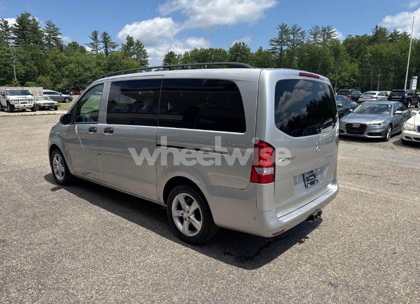 Photo 3 of 2016 Mercedes-benz Metris (VIN WD4PG2EEXG3097393)