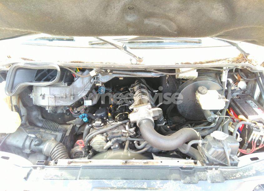 Photo 9 of 2002 Freightliner Sprinter N/A (VIN WD5WD641925385182)