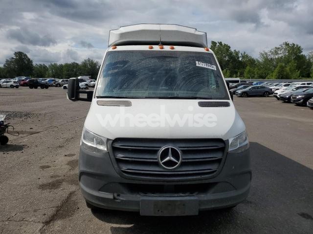 Photo 2 of 2019 MERCEDES-BENZ SPRINTER 3500/4500 (VIN WDAPF3CD1KN034700)