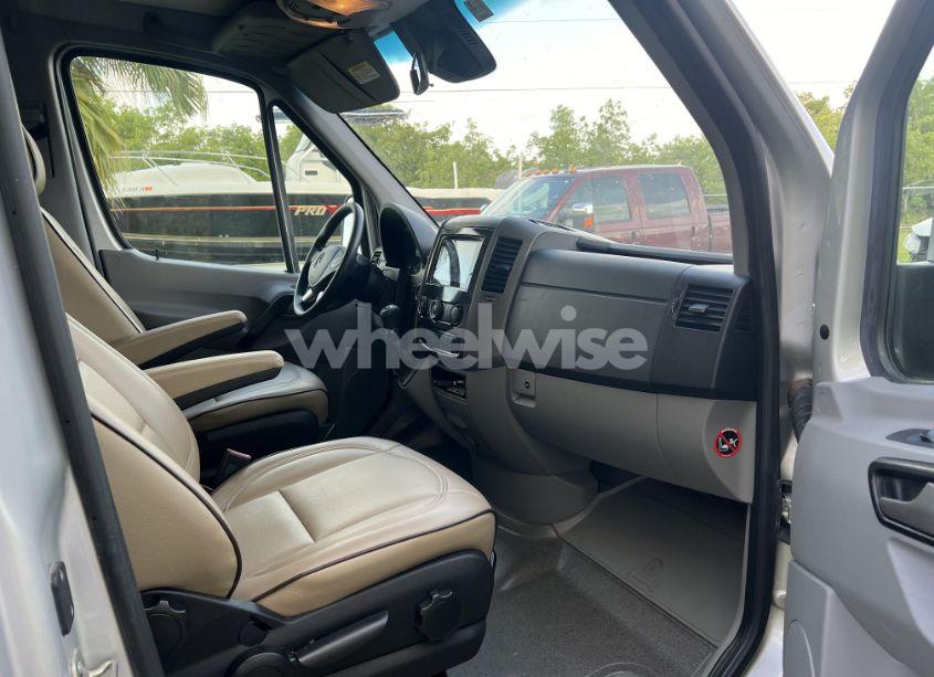 Photo 5 of 2016 Mercedes-benz Sprinter 3500 HIGH ROOF (VIN WDAPF4CC2GP253822)