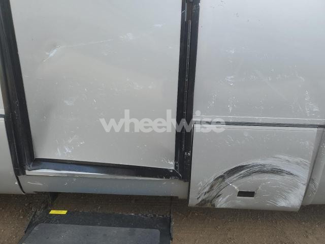 Photo 4 of 2018 LEISURE TRAVEL VANS LTD. LEISURE CLASS C MOTORHOMES (VIN WDAPF4CC3J9754052)