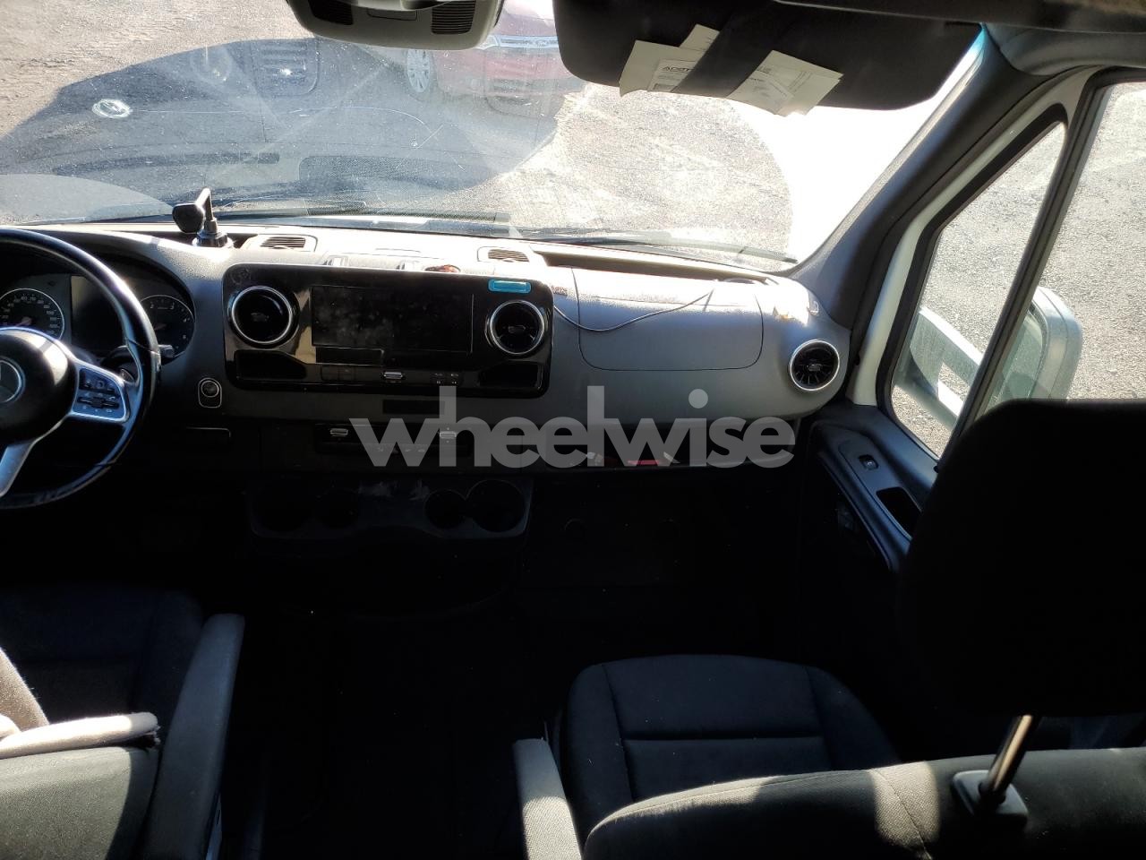 Photo 5 of 2019 MERCEDES-BENZ SPRINTER 3500/4500 (VIN WDAPF4CD2KN019063)