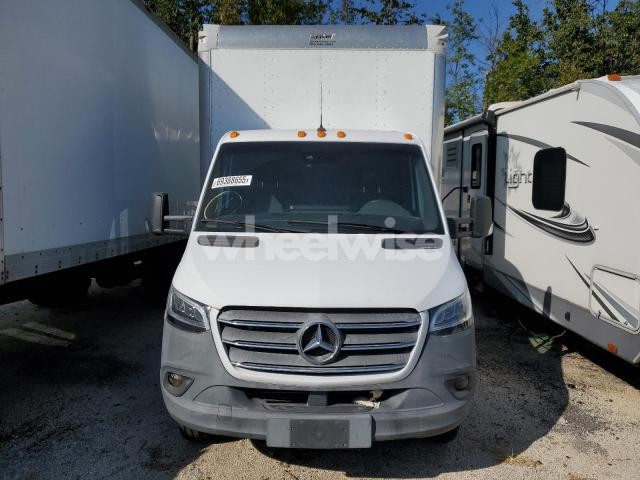 Photo 2 of 2019 MERCEDES-BENZ SPRINTER 3500/4500 (VIN WDAPF4CD6KN015095)
