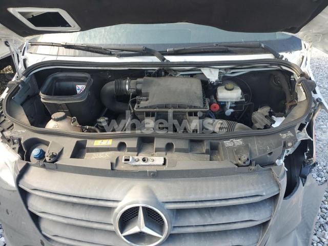 Photo 8 of 2019 MERCEDES-BENZ SPRINTER 3500/4500 (VIN WDAPF4CD7KN035386)