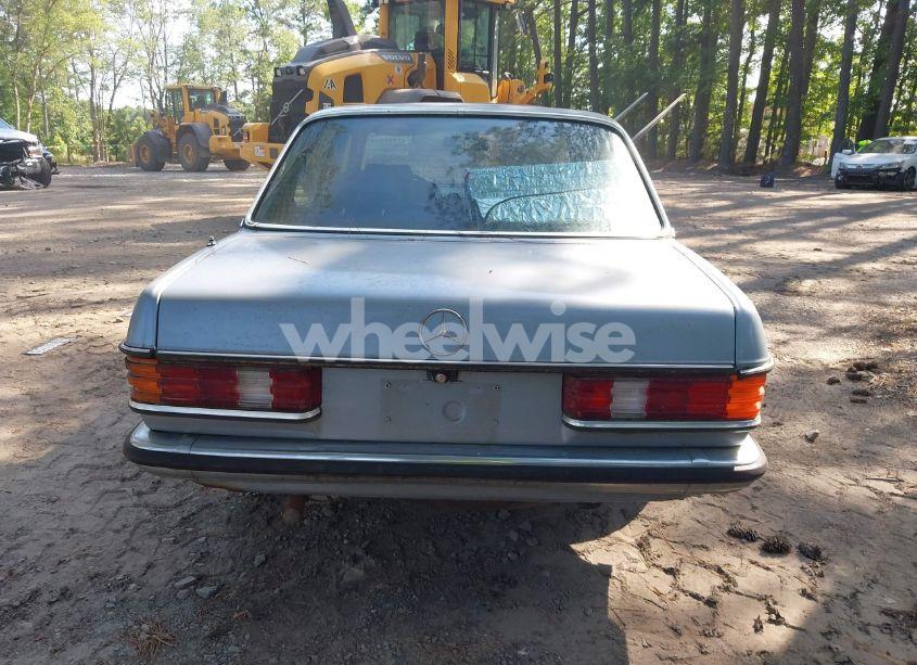 Photo 16 of 1981 Mercedes Benz 240D (VIN WDB12303312096970)