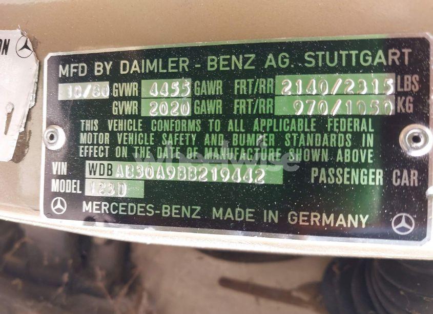 Photo 9 of 1981 Mercedes-benz 300 D (VIN WDBAB30A9BB219442)