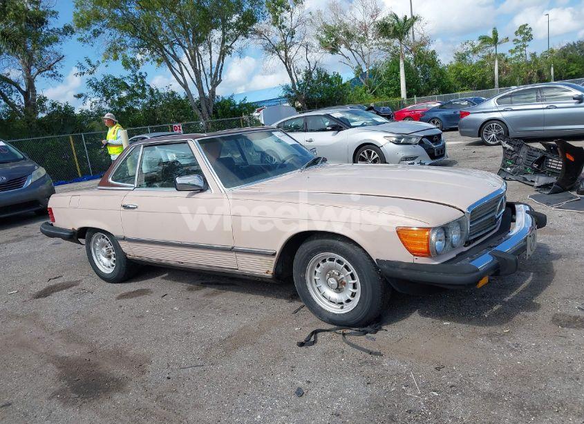 Photo 20 of 1983 Mercedes-benz 380 SL (VIN WDBBA45A1DB020815)
