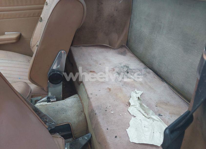 Photo 8 of 1985 Mercedes-benz 380 SL (VIN WDBBA45C1FA018962)