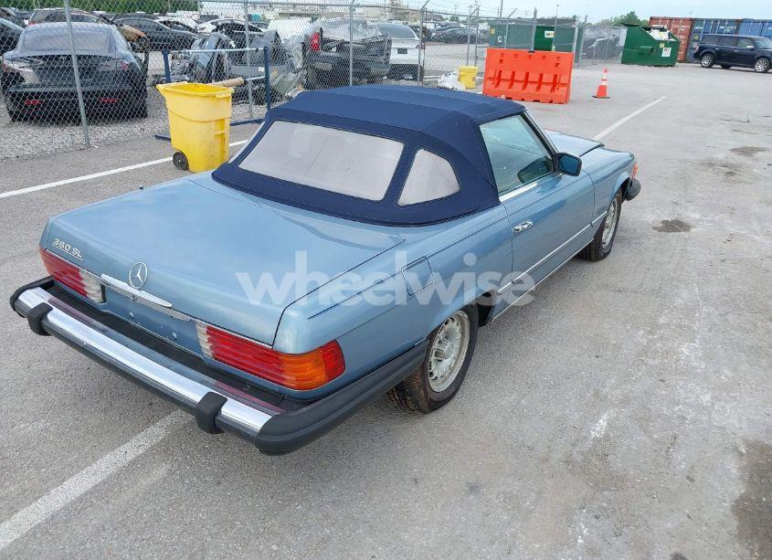 Photo 4 of 1985 Mercedes-benz 380 SL (VIN WDBBA45C7FA020232)