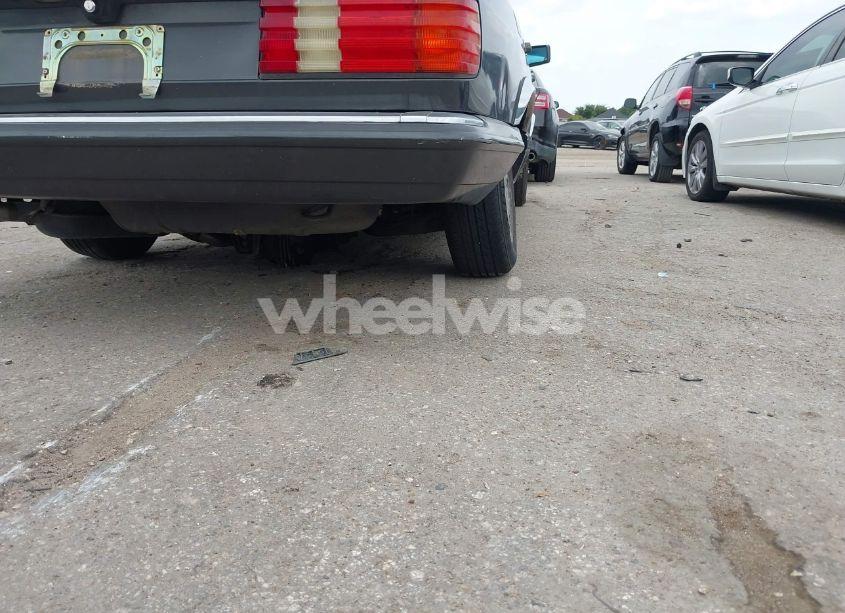 Photo 6 of 1989 Mercedes-benz 420 SEL (VIN WDBCA35E1KA466385)