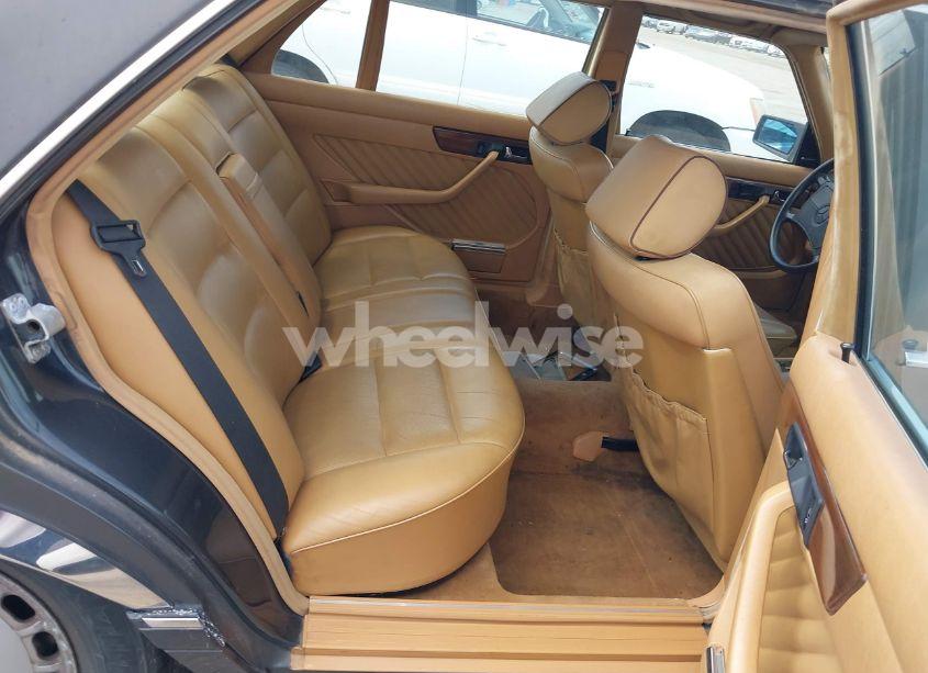 Photo 8 of 1989 Mercedes-benz 420 SEL (VIN WDBCA35E1KA466385)