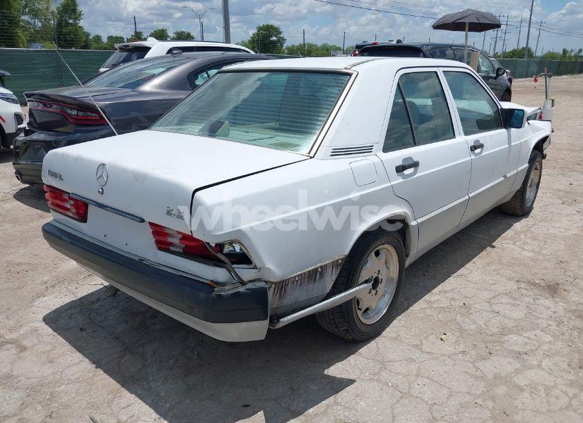 Photo 4 of 1991 Mercedes-benz 190 E 2.3 (VIN WDBDA28D8MF756484)