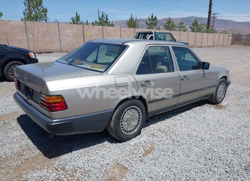 Photo 4 of 1986 Mercedes-benz 300 E (VIN WDBEA30DXGA214357)