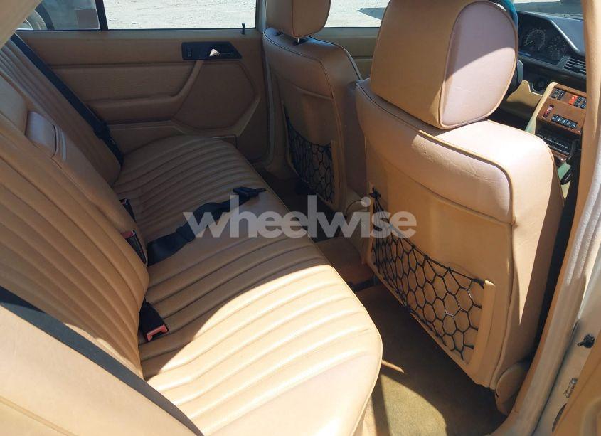 Photo 8 of 1986 Mercedes-benz 300 E (VIN WDBEA30DXGA214357)