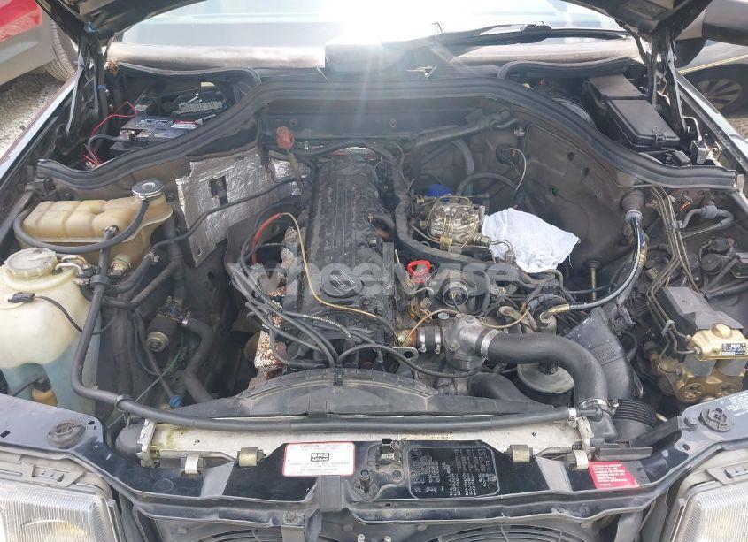 Photo 10 of 1990 Mercedes-benz 300 E (VIN WDBEA30DXLB268200)