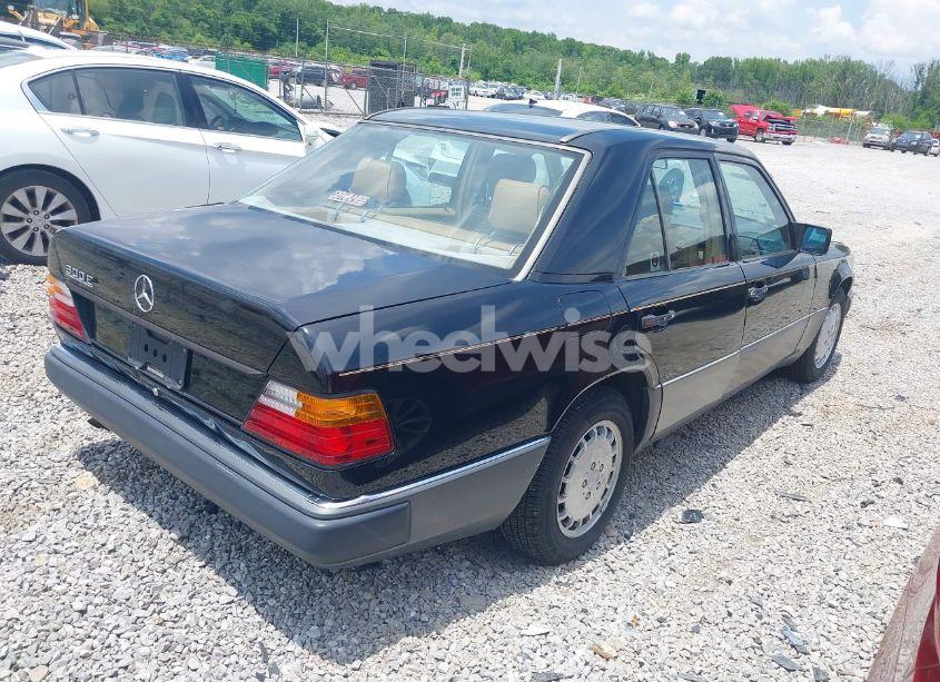 Photo 4 of 1990 Mercedes-benz 300 E (VIN WDBEA30DXLB268200)