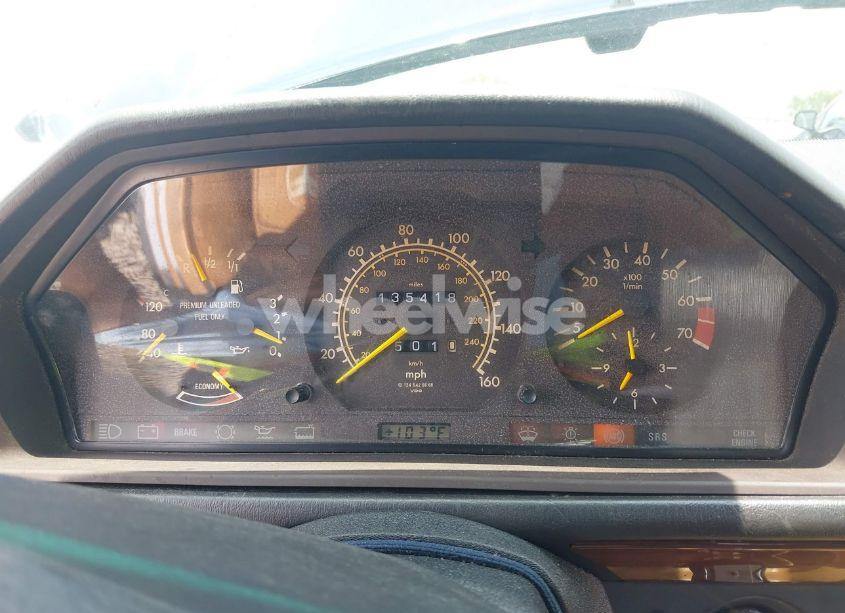 Photo 7 of 1990 Mercedes-benz 300 E (VIN WDBEA30DXLB268200)