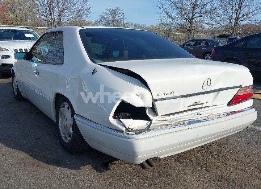 Photo 3 of 1994 Mercedes-benz E 320 (VIN WDBEA52E0RC079107)