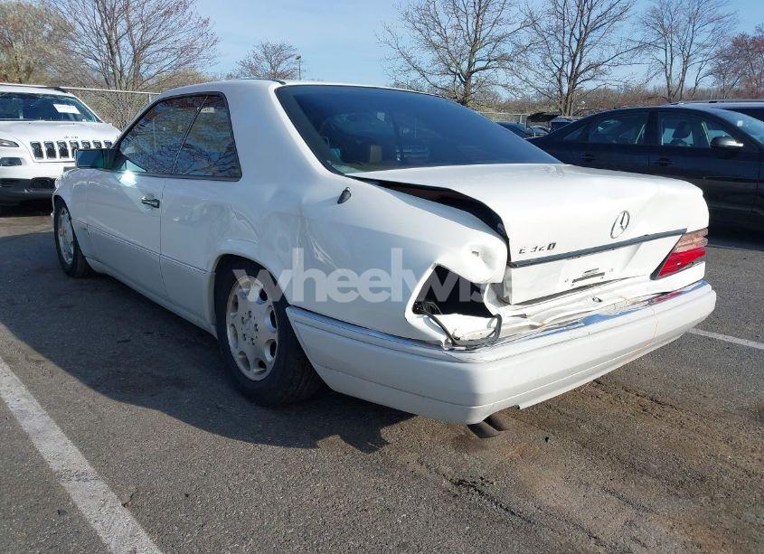 Photo 6 of 1994 Mercedes-benz E 320 (VIN WDBEA52E0RC079107)