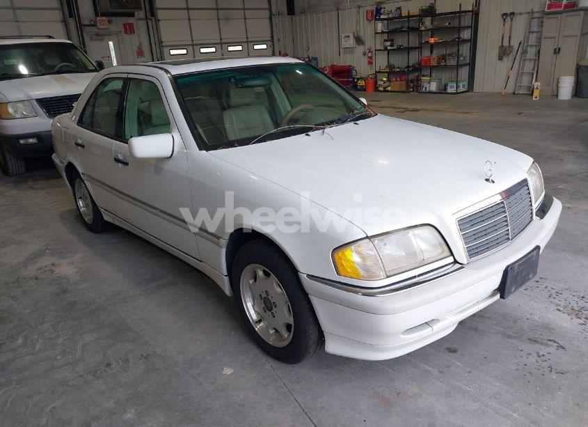 1998 Mercedes-benz C 230 (VIN WDBHA23G4WA593965) main photo