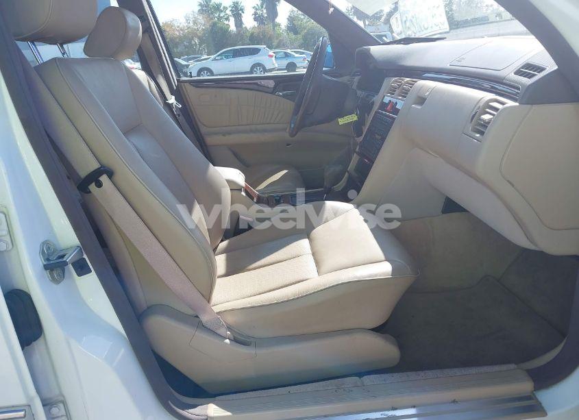 Photo 5 of 1996 Mercedes-benz E 320 (VIN WDBJF55F1TJ014659)