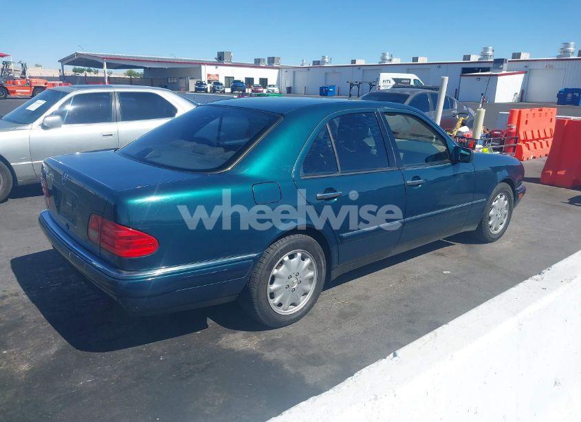Photo 4 of 1998 Mercedes-benz E 320 (VIN WDBJF65F2WA676325)
