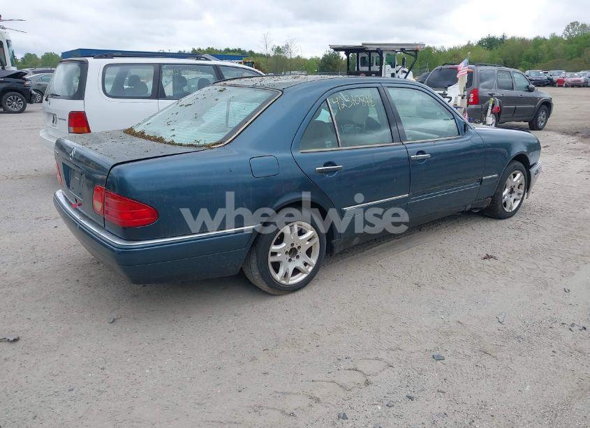 Photo 4 of 1999 Mercedes-benz E 320 (VIN WDBJF65HXXA752666)