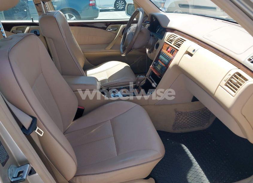 Photo 5 of 2000 Mercedes-benz E 320 (VIN WDBJF65J2YB005156)