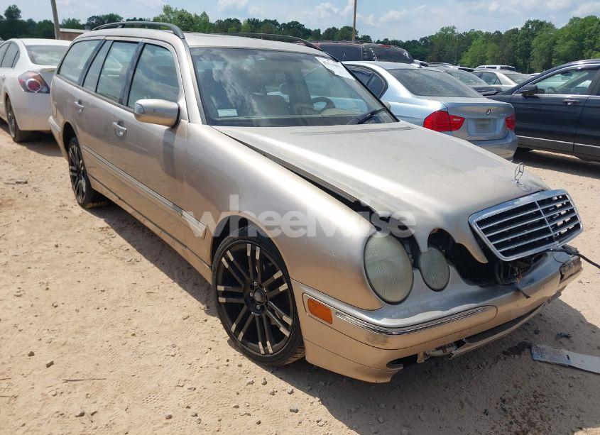 2001 Mercedes-benz E 320 (VIN WDBJH65J31B207973) main photo