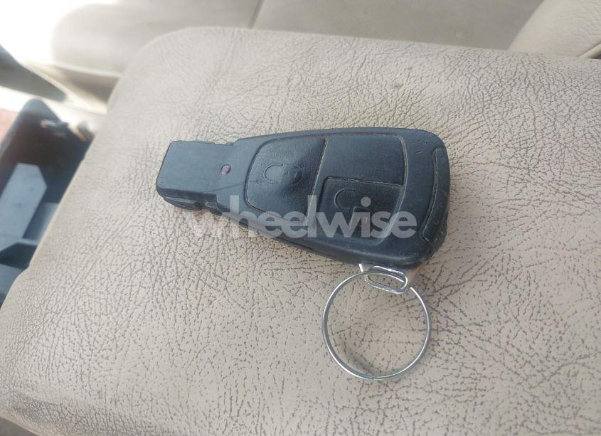 Photo 11 of 1999 Mercedes-benz E 320 AWD (VIN WDBJH82F8XX022566)