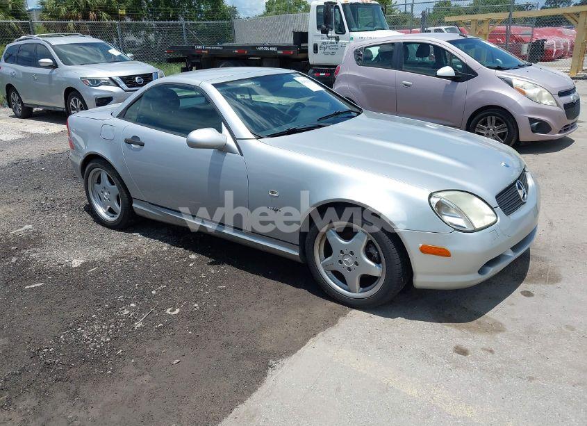 1999 Mercedes-benz Slk 230 KOMPRESSOR (VIN WDBKK47F1XF133747) main photo