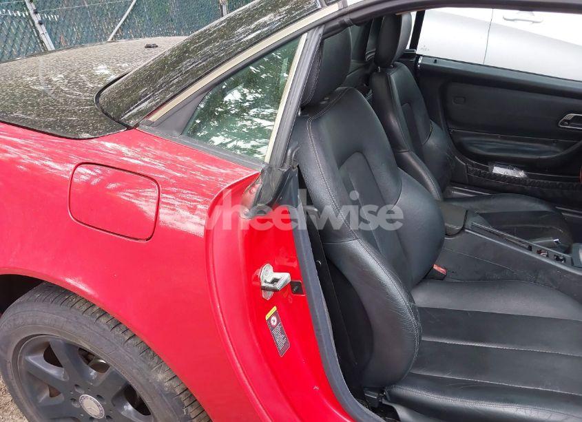 Photo 8 of 2002 Mercedes-benz Slk 230 KOMPRESSOR (VIN WDBKK49F42F239518)