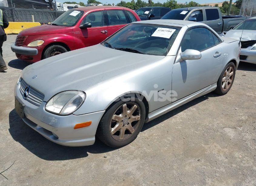 Photo 2 of 2001 Mercedes-benz Slk 230 KOMPRESSOR (VIN WDBKK49F61F176176)