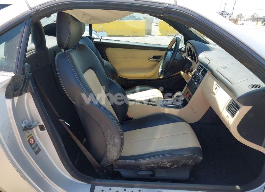 Photo 5 of 2001 Mercedes-benz Slk 230 KOMPRESSOR (VIN WDBKK49F61F176176)