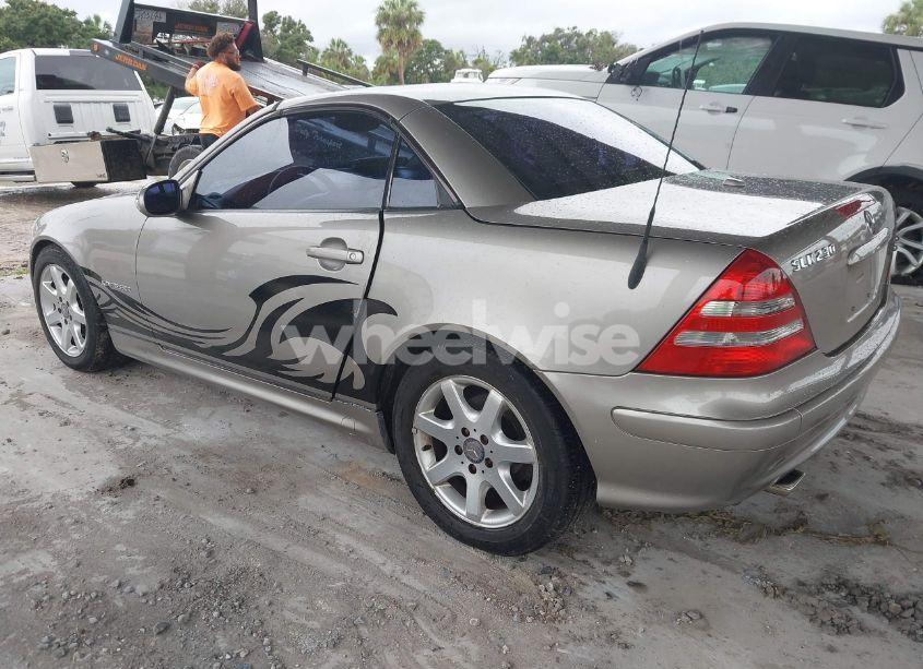 Photo 3 of 2003 Mercedes-benz Slk 230 KOMPRESSOR (VIN WDBKK49F63F276815)